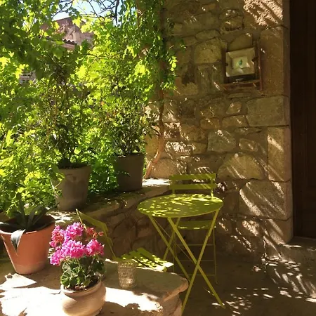 La Charmeraie Bed and breakfast Montpeyroux (Puy-de-Dome)